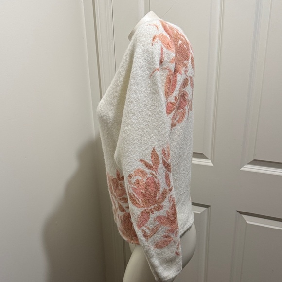 New Joie Women's Cardigan in Cream and Pink Floral - Picture 9 of 11